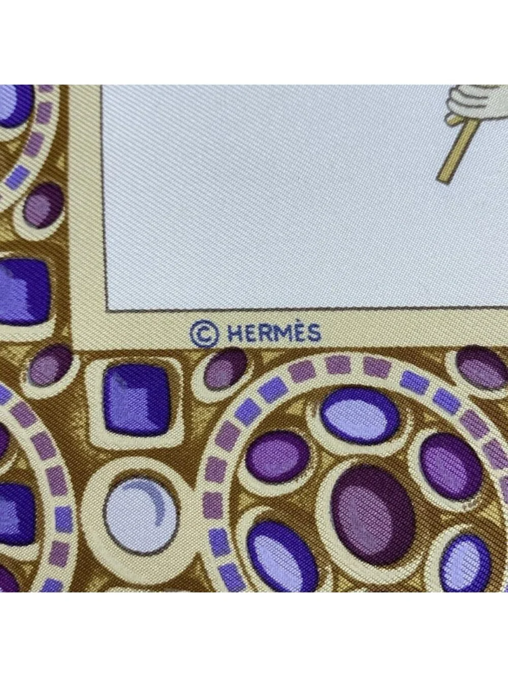 ★SOLD★ Hermes Scarf Carre 90 Ivory Purple Multi le Triomphe du Paladin - Picture 2 of 7